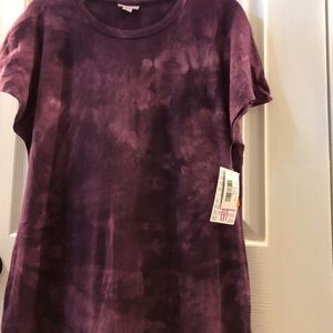 Lularoe LLR Maria. Size Medium. NWT.